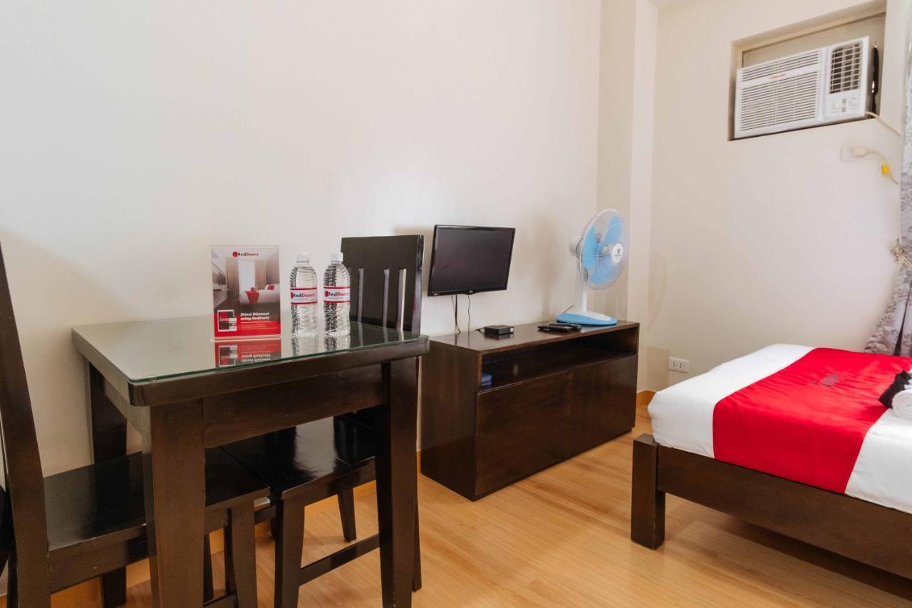 Reddoorz Premium @ Smdc Fairview Apartamento Quezon City Exterior foto